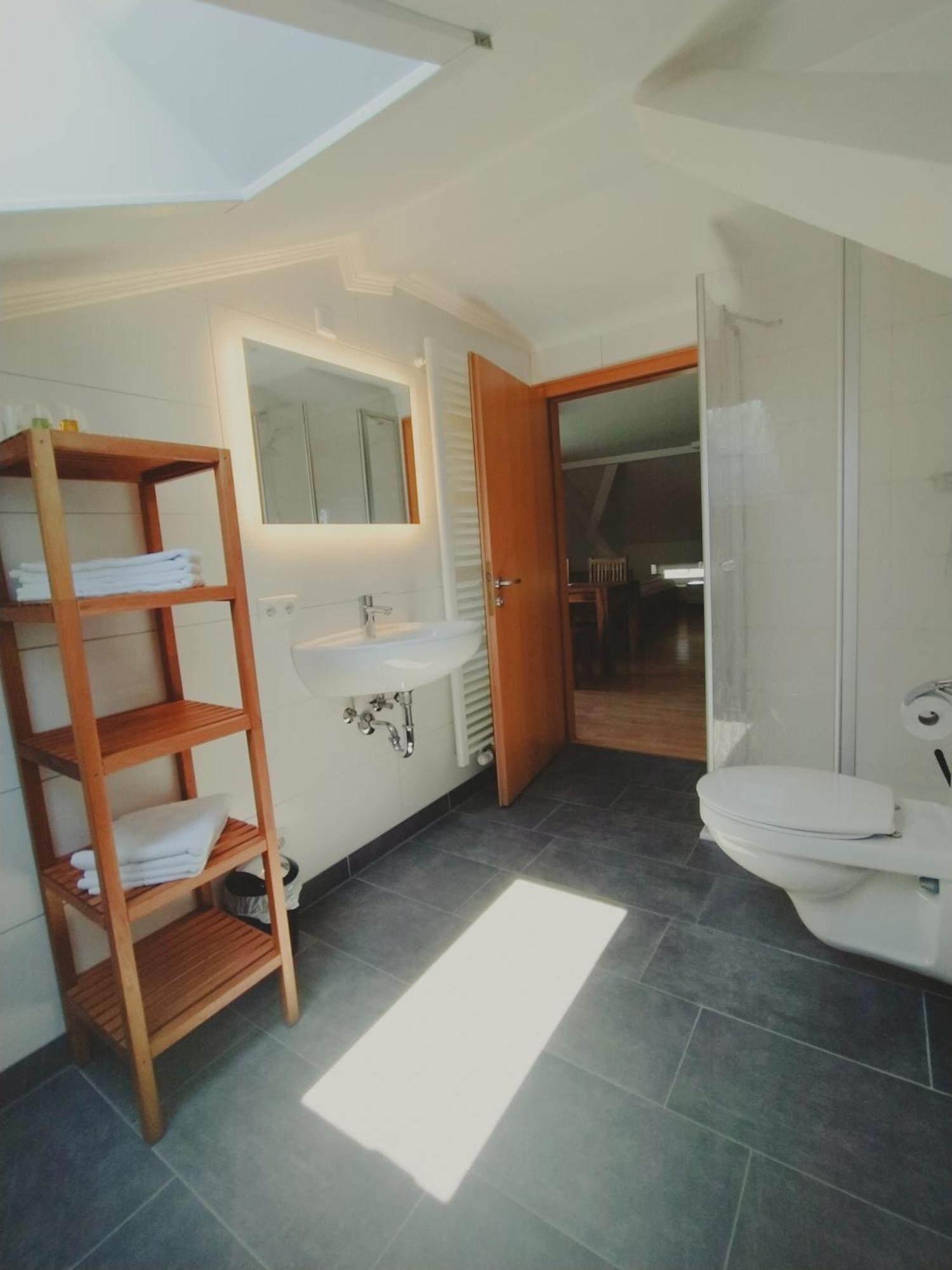 Dorfschaenke Deggendorf Hotel & Apartmenthaus & Biergarten, E-Bike-Verleih Kostenlos Camera foto