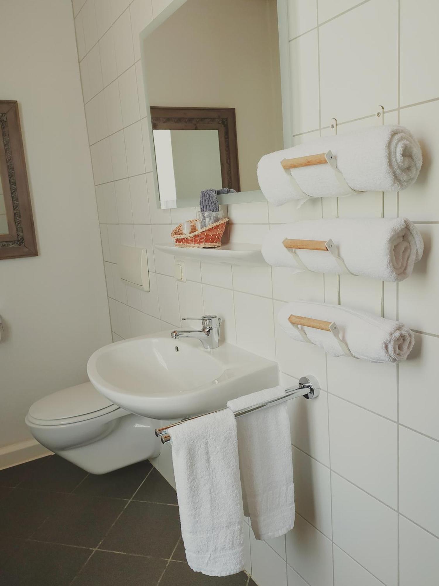 Dorfschaenke Deggendorf Hotel & Apartmenthaus & Biergarten, E-Bike-Verleih Kostenlos Camera foto